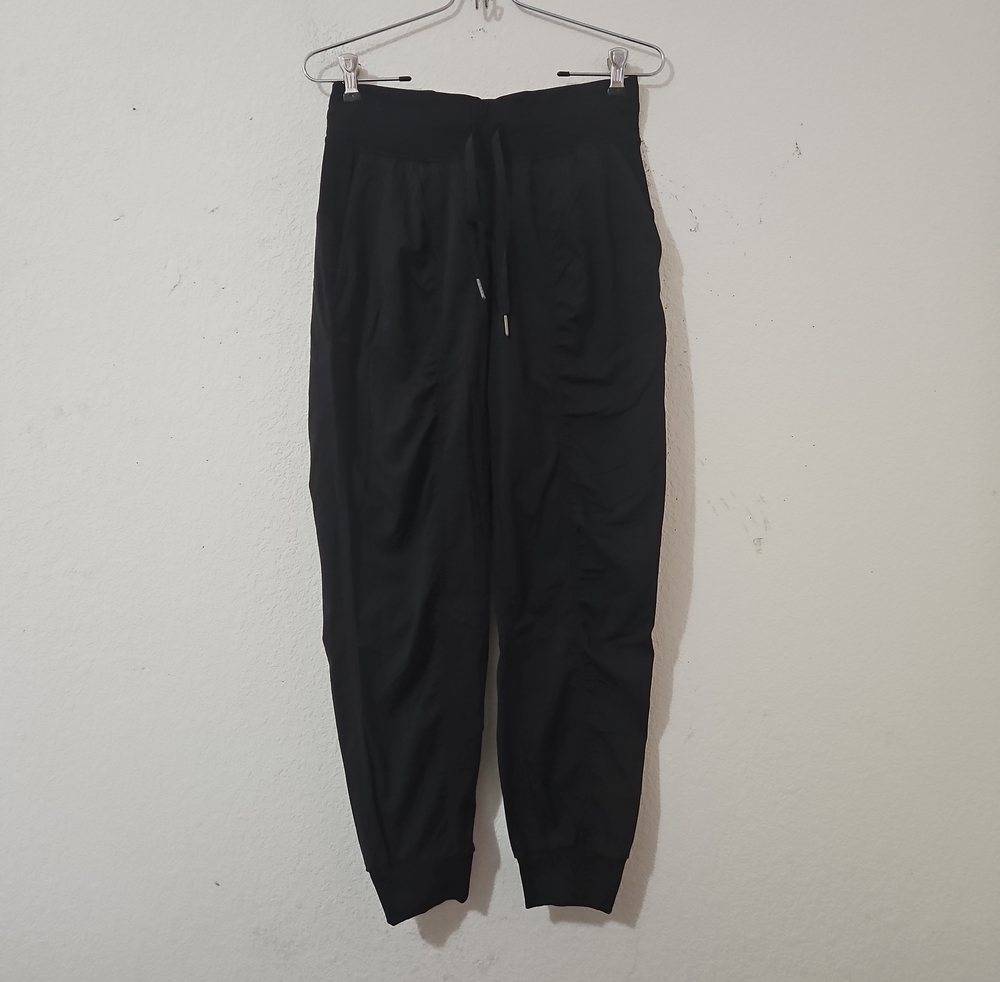Lululemon Athletica Dance Studio Mid-Rise Jogger Size 4 In Black
